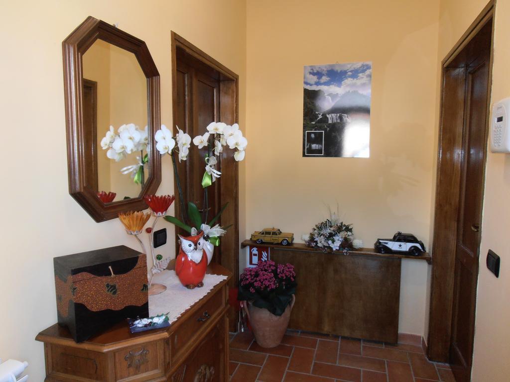 Hotel La Casa Dei Nonni Torre Orsina Exterior foto